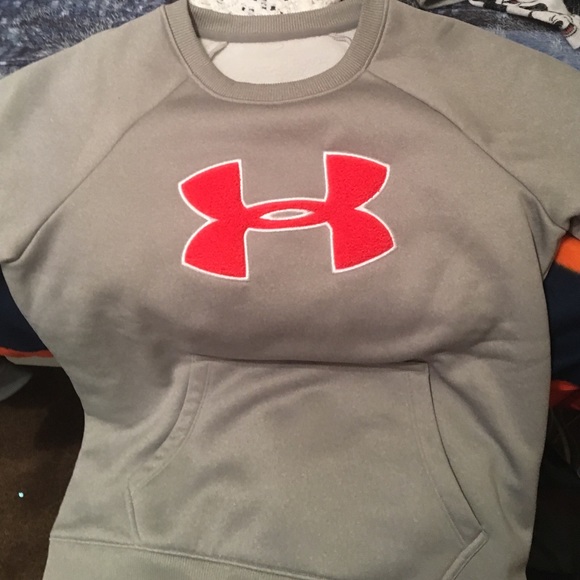 UA Sweatshirt