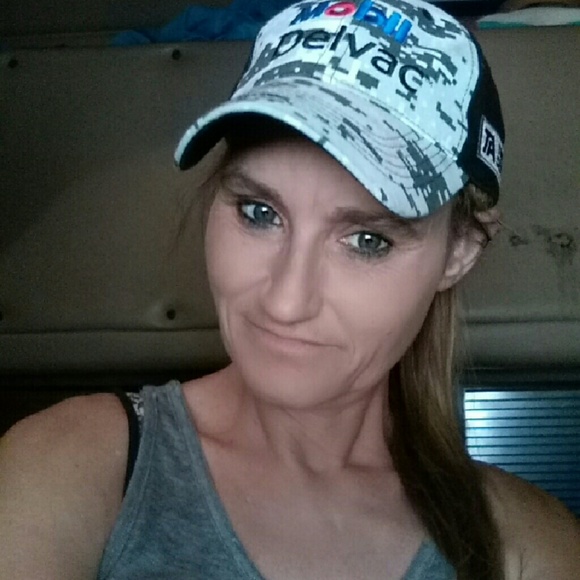 Meet your Posher, Mikki - Picture 1 of 1