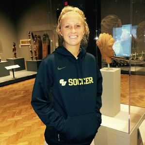 Meet your Posher, Brooke