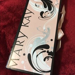 Mary Kay miniature perfume collection