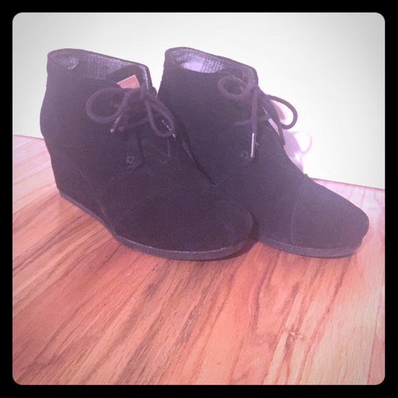 Toms desert wedges