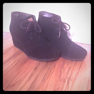 Toms desert wedges