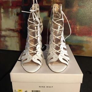 NEVER WORN Nine West Gladiator Heel