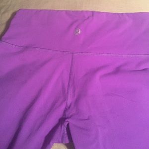 Lululemon  wunder under crop yoga pants