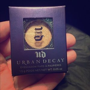 Urban Decay Single Eyeshadow in Half Baked