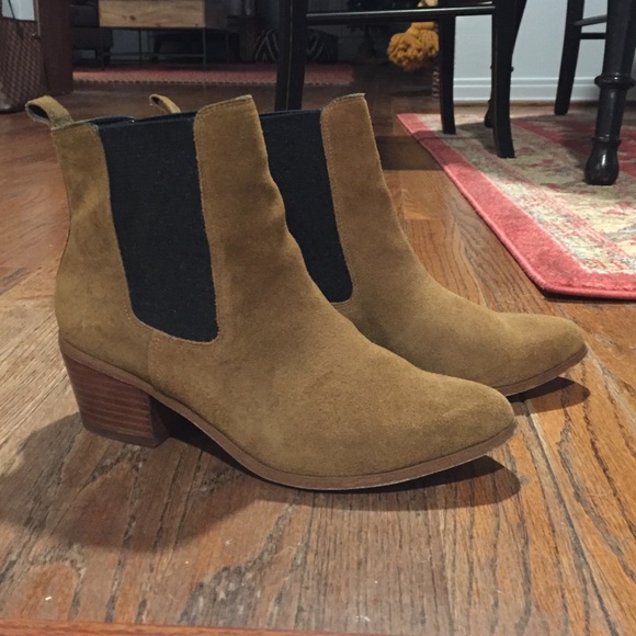 Topshop Boot, Brown w/ Black Accent, Size 8