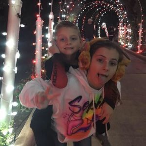 Meet your Posher, Brooke