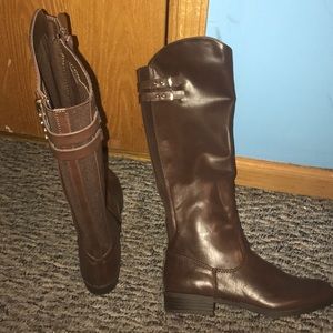 brown leather boots