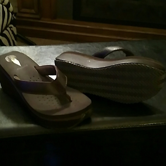 Flip flops