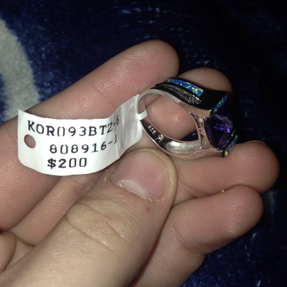 Brand New ring Sterling silver