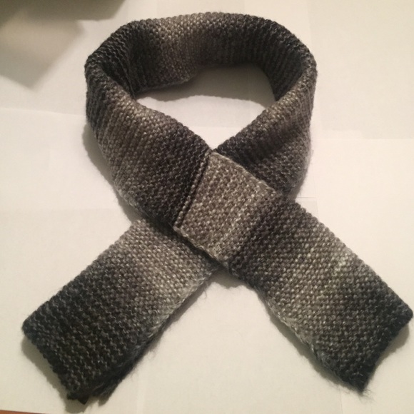 Gray, black and white ombré scarf