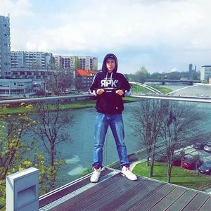 Meet your Posher, Kamil