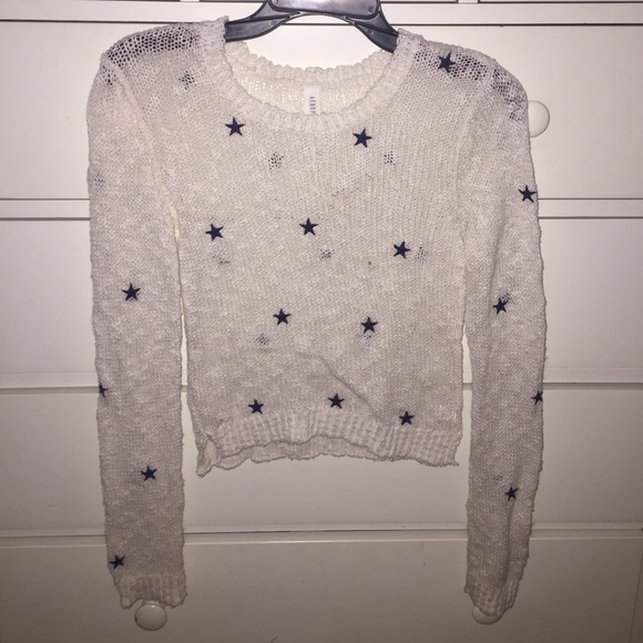 Crop-Top Sweater