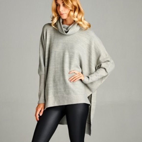 🆕LAST ONE--Boxy Turtleneck Tunic Top - Picture 3 of 3