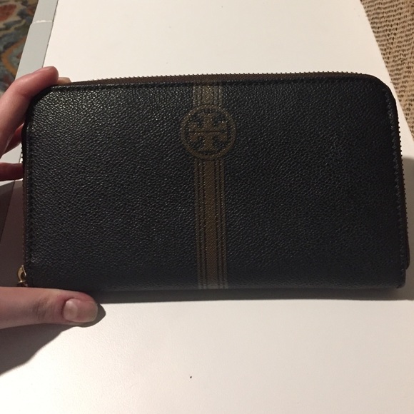 Tory Burch Wallet, Black w/ Brown Accent