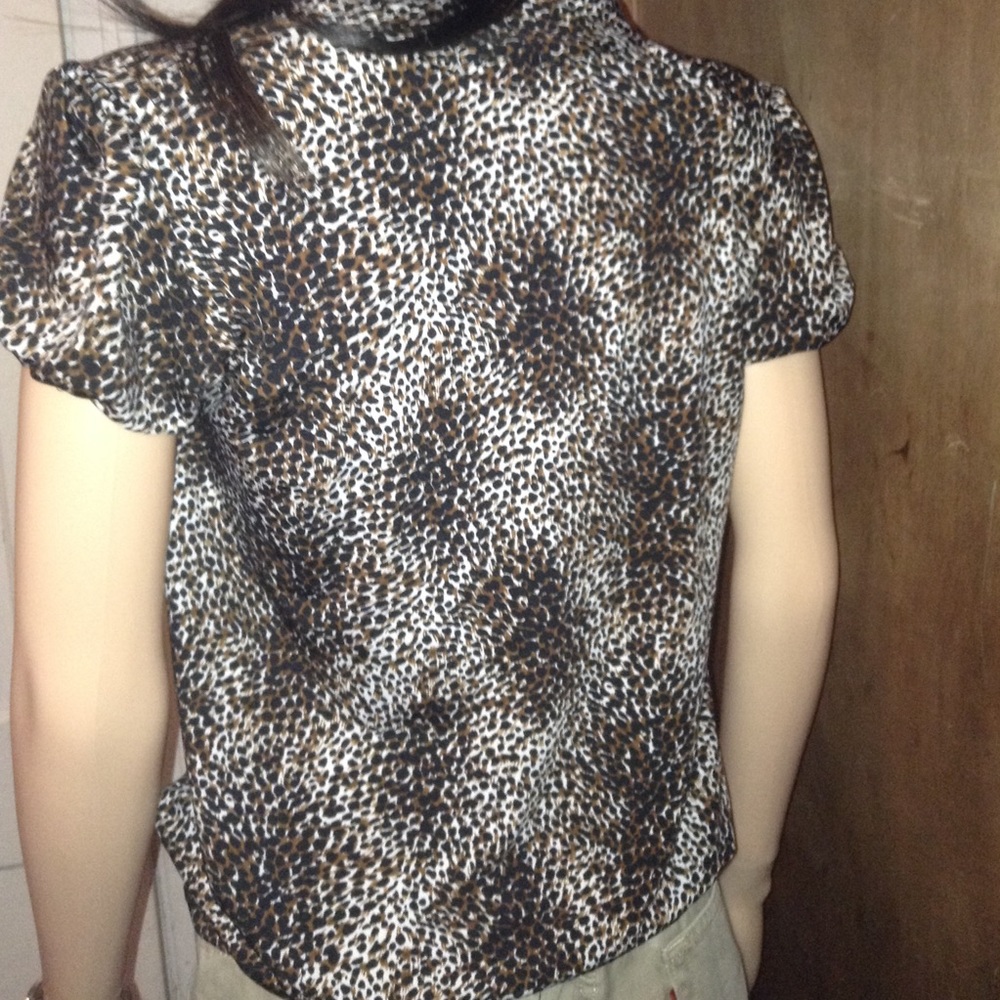 💥Halo Leopard Print Top💥 - Picture 6 of 8