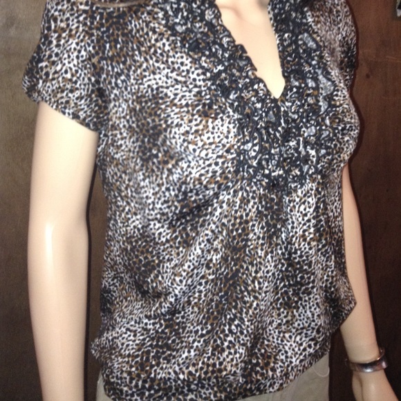 💥Halo Leopard Print Top💥 - Picture 2 of 8