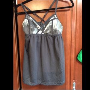 Lulu lemon workout tops