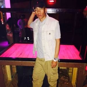 Meet your Posher, Kameron