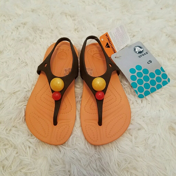 CROCS Other - NWT Girls Crocs