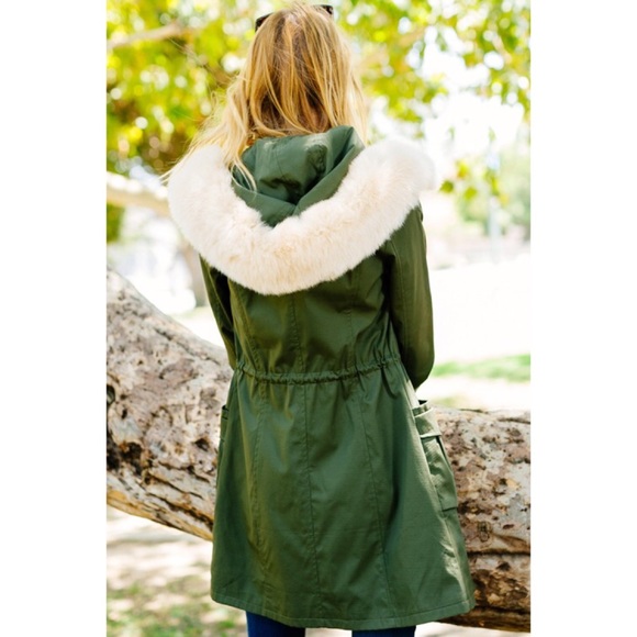 LAST ONE!! Faux Fur Hooded Jacket - Picture 2 of 3