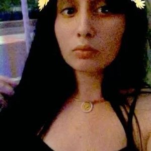 Meet your Posher, Daniela