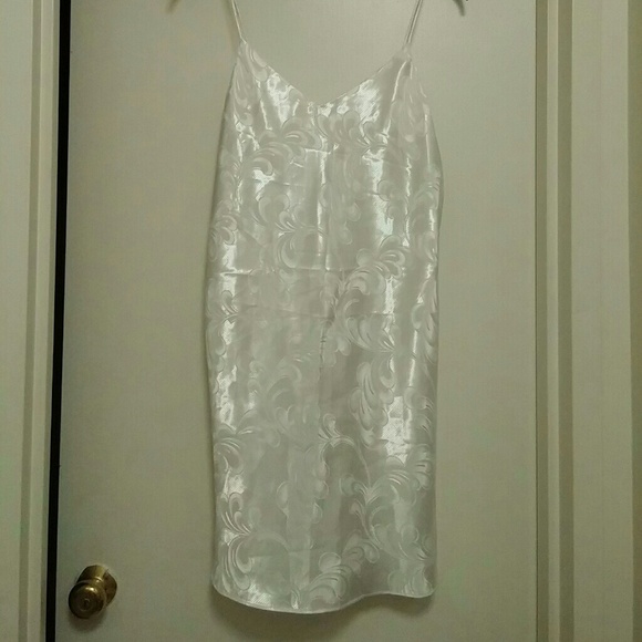 Ladies White Nightgown