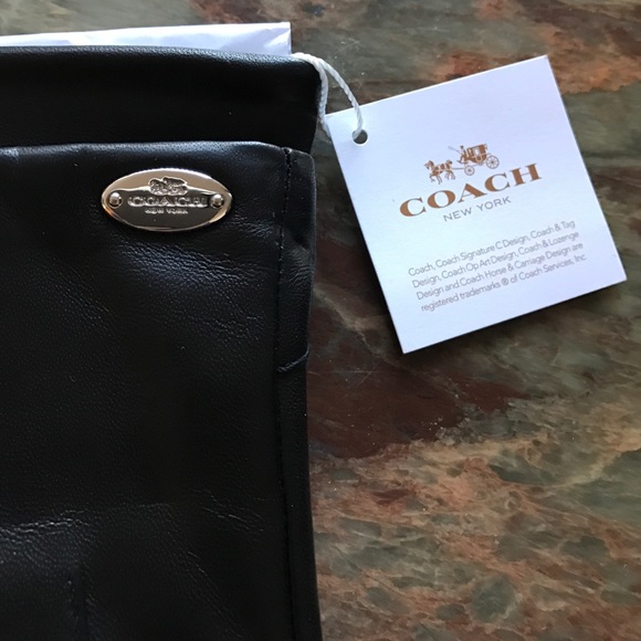 ❌sold❌Coach black leather gloves Sz 8 xmas Gift - Picture 3 of 4