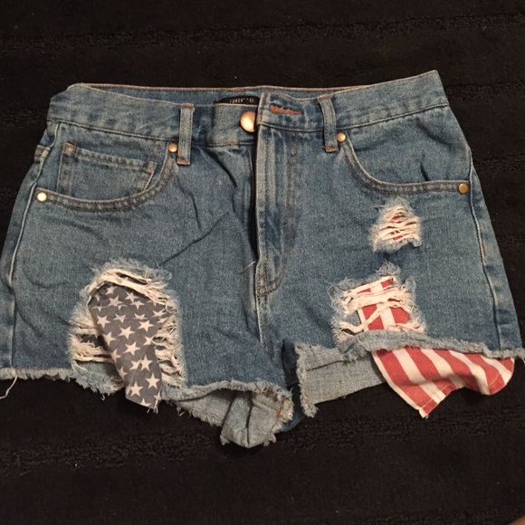 Forever 21 patriotic shorts