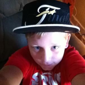 Meet your Posher, Bradley