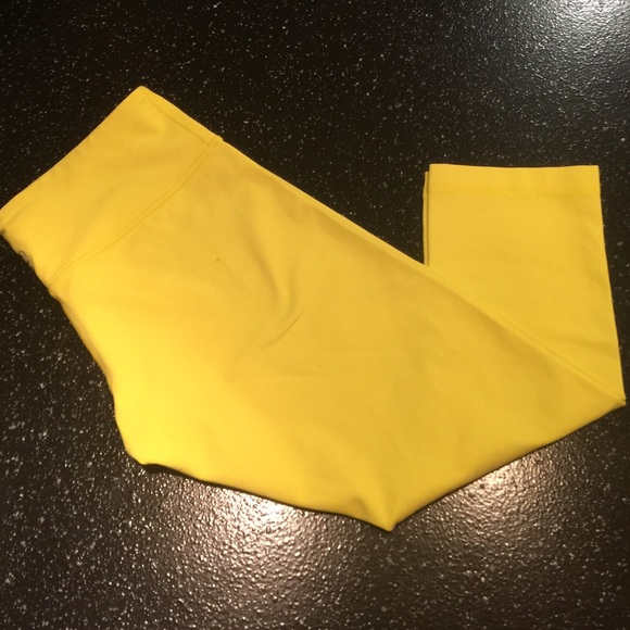 Lululemon wunder under crops