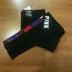 NWT VS Pink Tropical Floral Leggings size Small