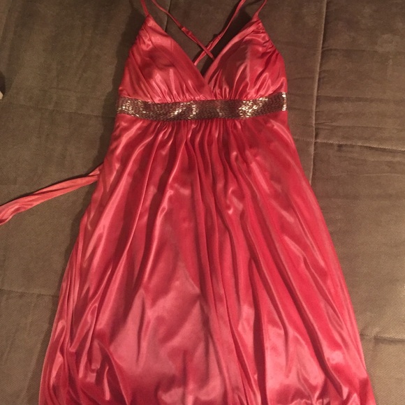 Pink dress perfect for homecoming for prom