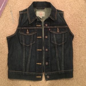 levi's denim button up vest