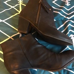 Express booties