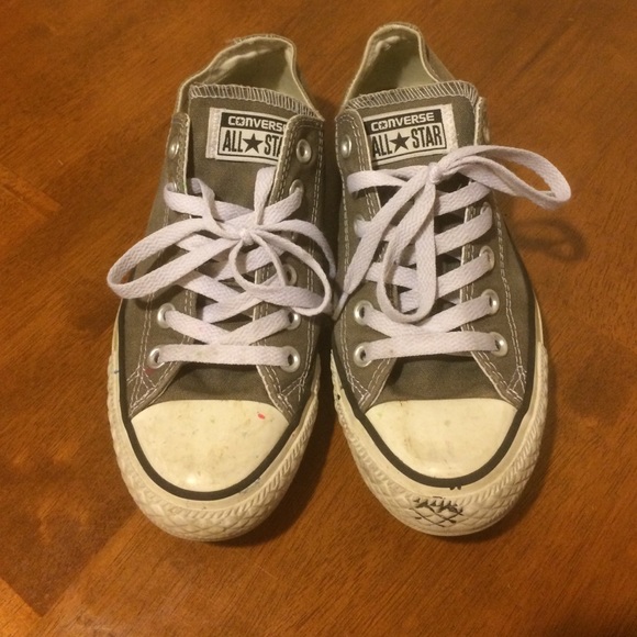 Low rise grey Converse