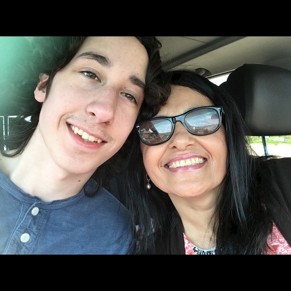 Meet your Posher, Jayce - Picture 3 of 5