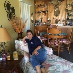 Meet your Posher, Marie