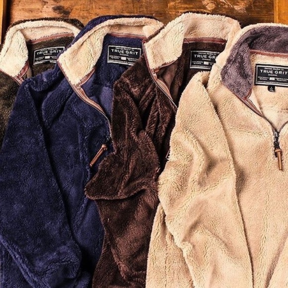 ISO!!!! TRUE GRIT HALF ZIP