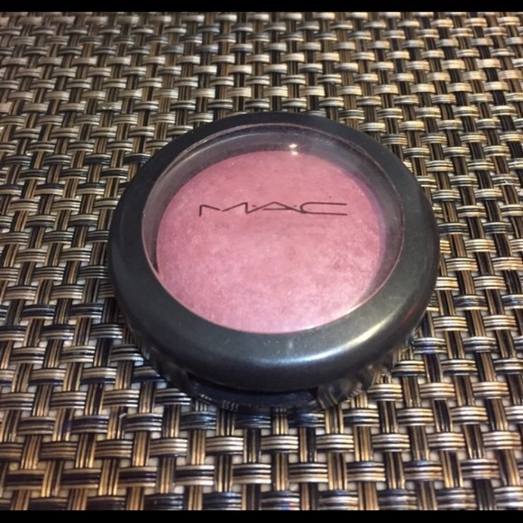 MAC mineralized blush (LE) shade