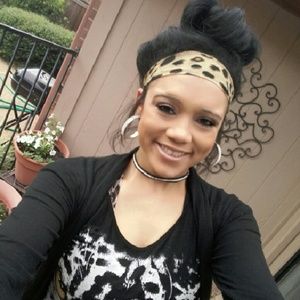 Meet your Posher, Whitney