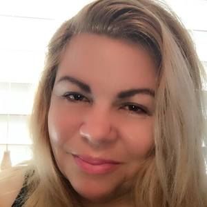 Meet your Posher, Danna