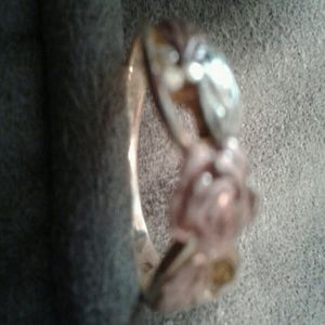 Black hills gold 10k Sz 4 & a 1/2 ring