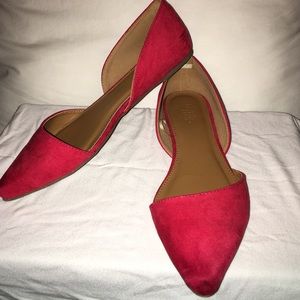 Red suede flats ❤️