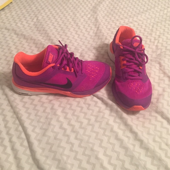 Nike Tri Fushion Run women's sneakers