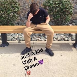 Meet your Posher, Luiz