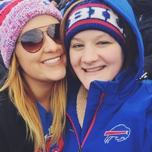 Meet your Posher, Isabel