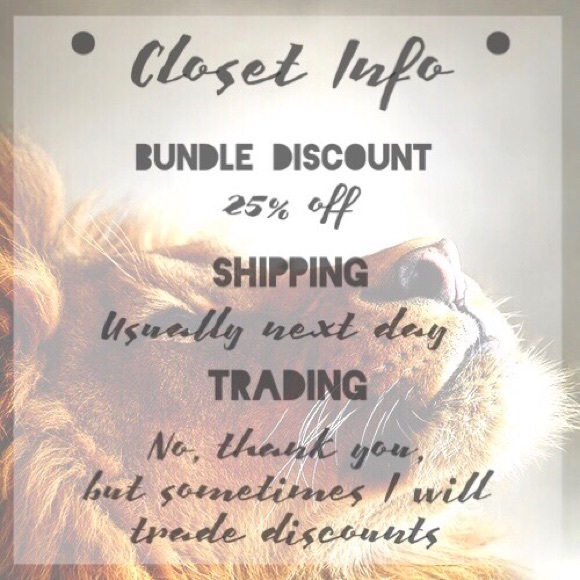 💜NWT purple fringe cross body purse! Small/mini - Picture 5 of 5