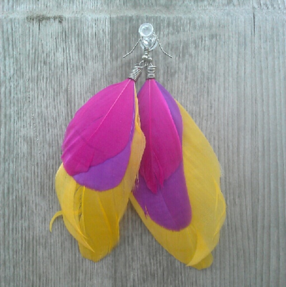 Purple & yellow feather earrings NWOT