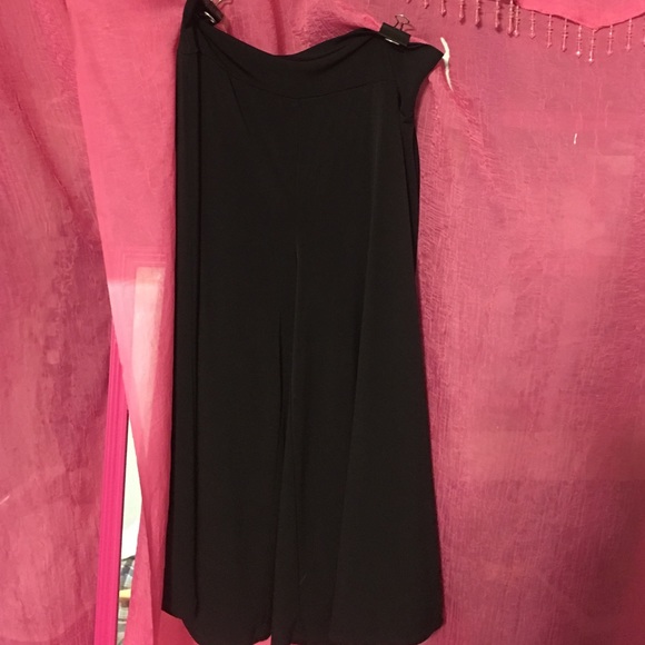 Cato girls wavy mid knee dress pants